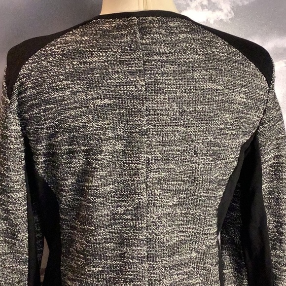 Eileen Fisher Black White Tweed Boucle’ Stretch Zip Front Sweater Jacket Sz M - Picture 7 of 11